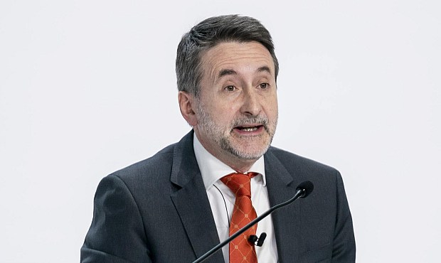 En lo que respecta a Venezuela, el consejero delegado de Repsol insistió en que se mantiene "un diálogo constructivo y totalmente transparente" con las autoridades, "incluidas las estadounidenses".