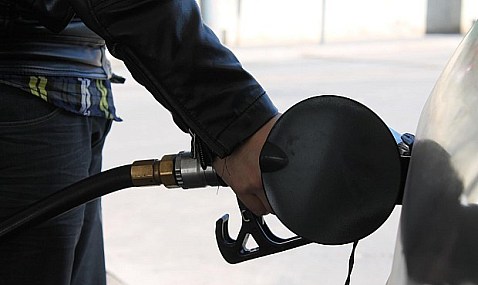 Las importaciones de crudo a España crecen un 10,4% en septiembre con respecto al mismo mes del año pasado