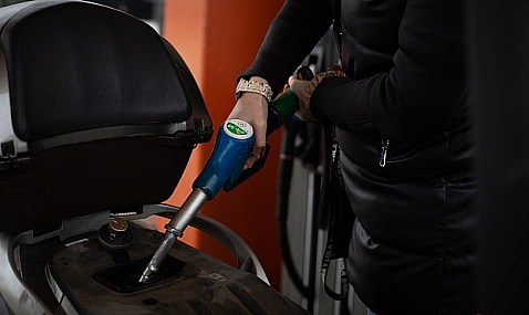 El Brent sube un 7% y busca el "equilibrio" entre la sobreoferta y la demanda, según Tempos Energía