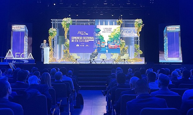 García Gil ha dejado claro que el principal reto del sector es reducir la elevada ratio de incumplimiento que sigue existiendo. "Hoy en día 3 de cada 10 vehículos que tendrían que pasar la ITV, no lo han hecho", ha resaltado.