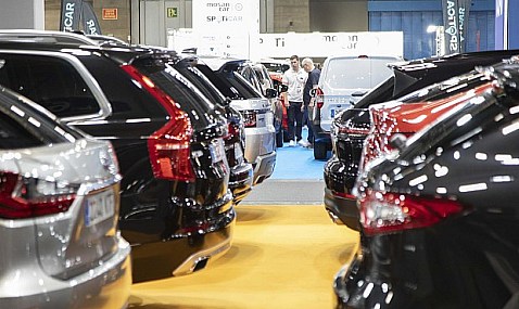 Casi el 90% de los jóvenes eligen un coche de ocasión como primer vehículo, y mayoritariamente diesel o gasolina