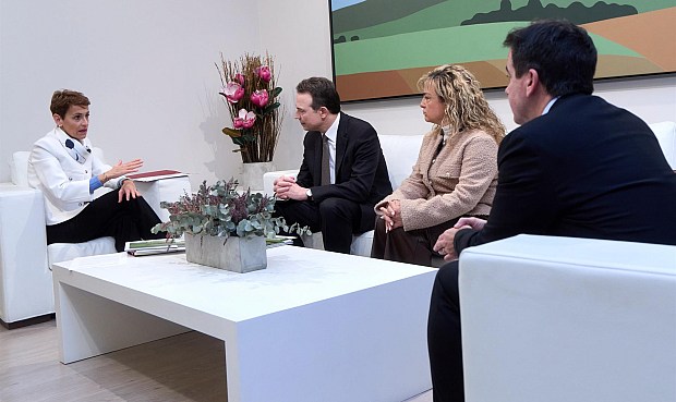 El Gobierno de Navarra y Enagás han mantenido este miércoles encuentros en el marco del trabajo tanto público como privado para la implantación y el desarrollo del hidrógeno verde.