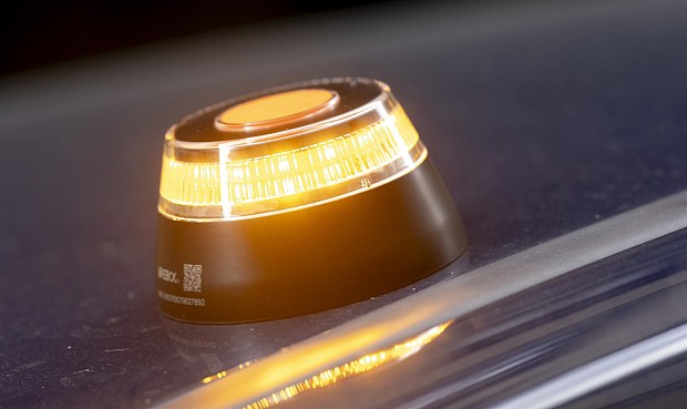 La patronal ha valorado positivamente que la DGT ya haya manifestado en declaraciones a los medios de comunicación que actuará con flexibilidad en la aplicación de las sanciones relacionadas con la obligatoriedad de disponer de la baliza V16 conectada.