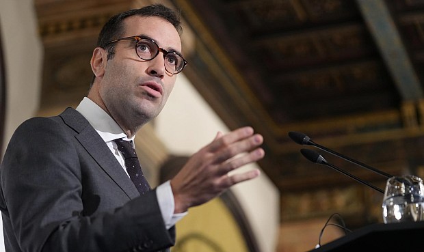 La opinión del ministro se alinearía con la banda más baja de subida propuesta por los expertos (3,1%), que coincide con el IPC de octubre