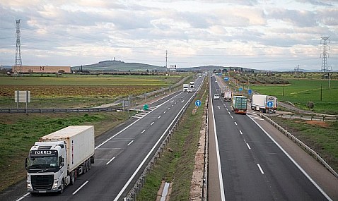 Los usuarios de las autopistas de peaje estatales ahorran 155 millones en 2025 por las bonificaciones