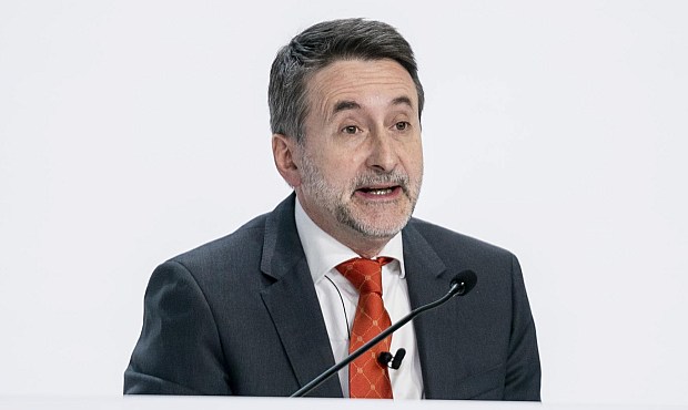 Repsol est&aacute; presente en Venezuela a trav&eacute;s de sus participaciones en entidades licenciatarias de gas (Card&oacute;n IV, etc.) y en empresas mixtas de crudo (Petroquiriquire y otras). 