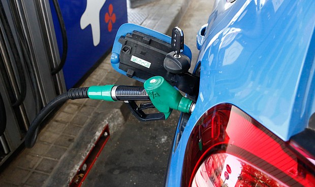 La oferta empresarial plantea una vigencia hasta 2027, subidas salariales del 2,9% en 2025 y del 2% en 2026 y 2027, mayor movilidad entre centros, endurecimiento del r&eacute;gimen disciplinario y cambios en jubilaci&oacute;n anticipada, aspectos que el sindicato UGT FICA considera &ldquo;inasumibles&rdquo;.