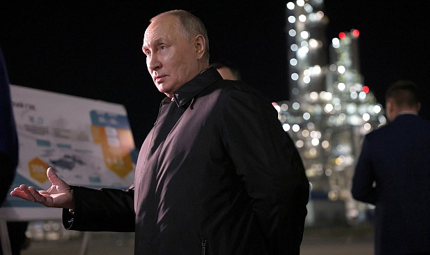 Los 27 se comprometen a verificar la procedencia del gas antes de autorizar su importaci&oacute;n y la Comisi&oacute;n apunta al veto del petr&oacute;leo