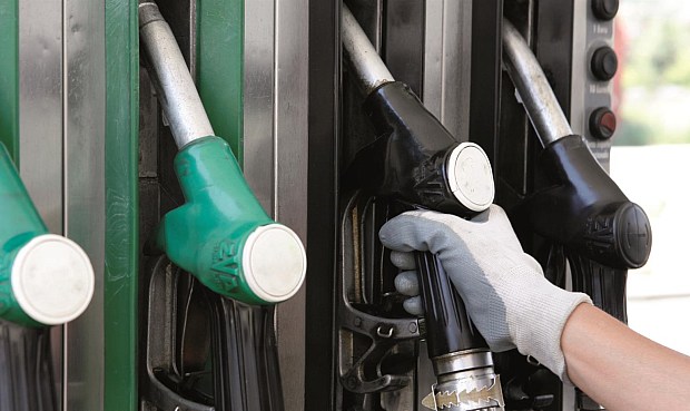 El organismo presidido por Cani Fern&aacute;ndez evaluar&aacute; c&oacute;mo ha funcionado la restricci&oacute;n y su impacto en la estructura y competencia del mercado minorista de carburantes durante estos a&ntilde;os y si sigue siendo necesaria.