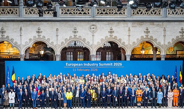 Coincidiendo con el aniversario de la Cumbre de Amberes, la Alianza reclama medidas inmediatas que garanticen la continuidad de la actividad industrial, la autonom&iacute;a estrat&eacute;gica del continente y el mantenimiento de empleo de calidad en Europa