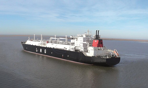 El Estrecho de Ormuz es uno de los puntos m&aacute;s importantes del mundo para el transporte mar&iacute;timo, ya que por all&iacute; pasa el petr&oacute;leo y el gas procedente de los pa&iacute;ses del Golfo, circulando en torno a una quinta parte del petr&oacute;leo mundial.