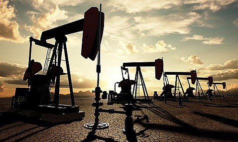 El barril de petróleo, que esta mañana llegó a cotizar por encima de 119 dólares, se desinfla y baja de 100 dólares tras el G7