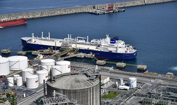 Las entradas procedentes de Estados Unidos, todas en forma de gas natural licuado (GNL), ascendieron a 10.612 GWh, lo que supone el 33,8% del total, mientras que Argelia aport&oacute; 9.151 GWh de gas natural por gasoducto, el 29,1% del suministro.