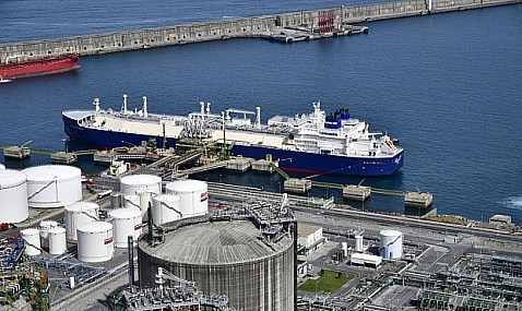 EEUU y Argelia se consolidan como principales proveedores de gas a España en febrero