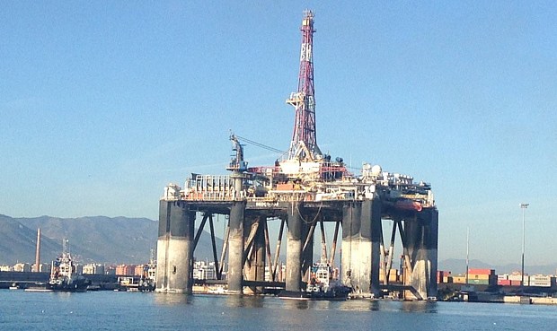 El precio del petr&oacute;leo Brent, de referencia en Europa, sub&iacute;a m&aacute;s de un 5% a las 8.16 horas, antes de la apertura de las Bolsas en Europa, manteni&eacute;ndose algo por encima de la cota de los 96 d&oacute;lares por barril, lejos de los 118 d&oacute;lares que toc&oacute; el pasado lunes. 