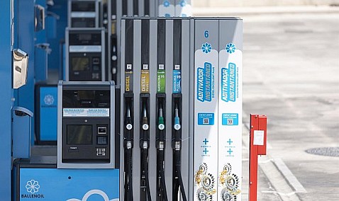 Hatta Energy acusa a Exolum de bloquear la entrada de 200 millones de litros de combustible al mercado español