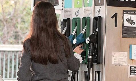 Los agentes comerciales "aplauden" reducción del IVA al combustible pero piden bonificaciones para el sector