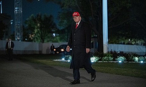 Trump afirma que "muchos barcos" se dirigen a EEUU a por petr&oacute;leo tras anunciar el cierre del estrecho de Ormuz