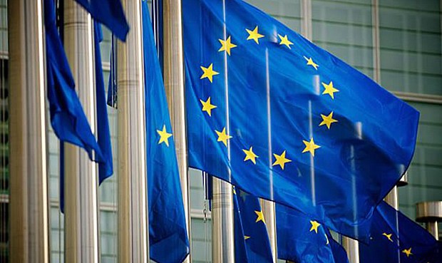 Una treintena de ONG ha reclamado a la Comisi&oacute;n Europea la creaci&oacute;n de un impuesto a escala de la UE sobre los beneficios extraordinarios de las empresas de combustibles f&oacute;siles