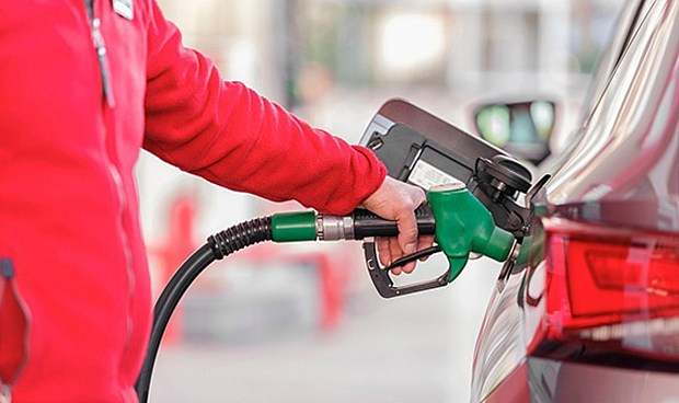 La comisi&oacute;n negociadora del convenio estatal para el sector de las gasolineras celebr&oacute; este pasado martes una nueva reuni&oacute;n, que UGT calific&oacute; de "claramente decepcionante", ya que constat&oacute; "una actitud negativa" por parte de la patronal.