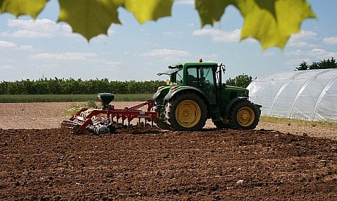 Gasóleo agrícola y profesional 2026: precio, devolución y ayudas