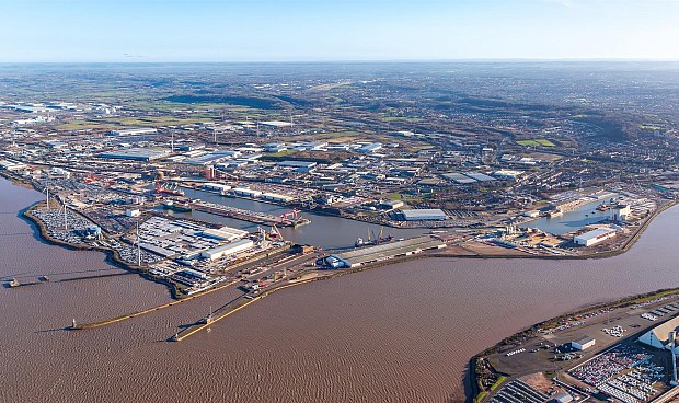 La futura instalaci&oacute;n ser&aacute; el primer hub de CO2 a gran escala del pa&iacute;s dise&ntilde;ado con un modelo "totalmente flexible y escalable", que permitir&aacute; el transporte por ferrocarril y por barco, lo que contribuir&aacute; a "acelerar su despliegue"