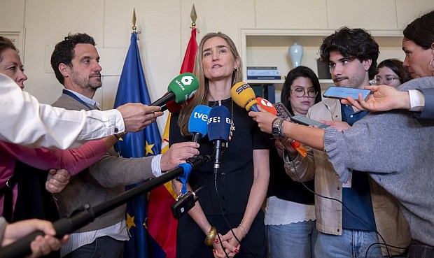 En declaraciones a la prensa tras la reuni&oacute;n mantenida este martes con los operadores de los sectores gasista y petrolero, Aagesen insisti&oacute; en "un mensaje de tranquilidad respecto al suministro" para Espa&ntilde;a tanto de combustibles como de gas.