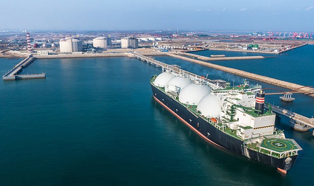 "Un paso significativo hacia adelante para desbloquear el potencial de infraestructura de la regi&oacute;n", ha anunciado Adnoc en un mensaje en redes sociales.