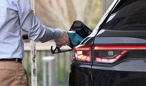 En abril desciende el consumo de los combustibles de automoci&oacute;n un 1,2% frente al mismo mes del a&ntilde;o 2025
