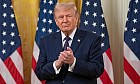 Trump precisa que el estrecho de Ormuz reabrir&aacute; tras la firma del acuerdo de paz este viernes