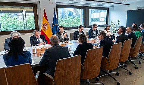 Cuerpo y Hereu valoran con el sector industrial el impacto de la guerra de Irán y el plan anticrisis