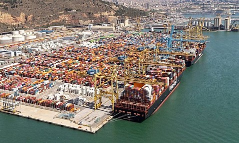 Los puertos del Estado movieron más de 230 millones de toneladas de mercancías hasta mayo, un 0,3% más