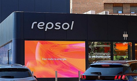 Repsol ampl&iacute;a a todos los d&iacute;as de septiembre sus descuentos de hasta 45 c&eacute;ntimos por litro de combustible
