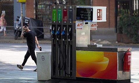 La rebaja fiscal del gasóleo subirá a 20 céntimos desde hoy día 1 de septiembre, tras dispararse su precio más de un 15%