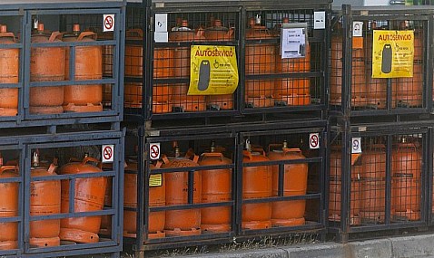 La bombona de butano sube casi un 5% y se encarece hasta los 18,84 euros a partir de mañana martes