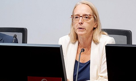 AIReF eleva al 2,7% la previsión de déficit y ve "muy probable" adoptar nuevas medidas contra la inflación