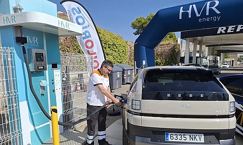 HVR Energy abre una nueva hidrolinera en Zaragoza con Zoilo R&iacute;os e inicia una nueva fase de despliegue de su red nacional