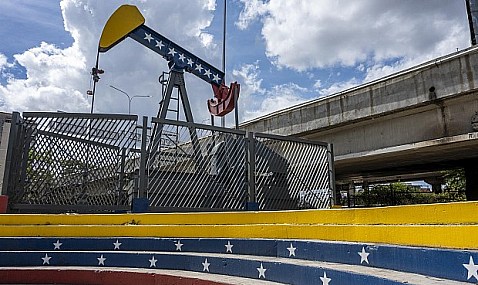 La petrolera Nabep env&iacute;a a Texas su primer cargamento de crudo venezolano tras el acuerdo con EEUU